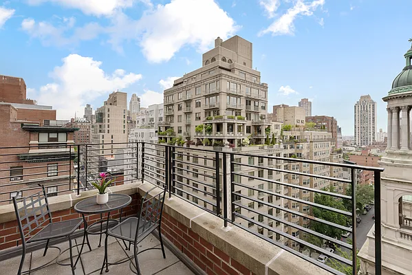 Sold by Nest Seekers International | media 18