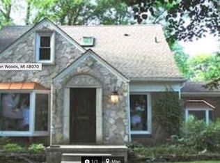 13157 Lincoln Dr, Huntington Woods, MI