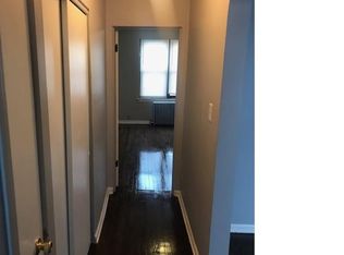 7702 S Jeffery Blvd #3S, Chicago, IL 60649