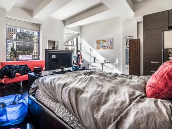 20 Pine Street image 5 of 9