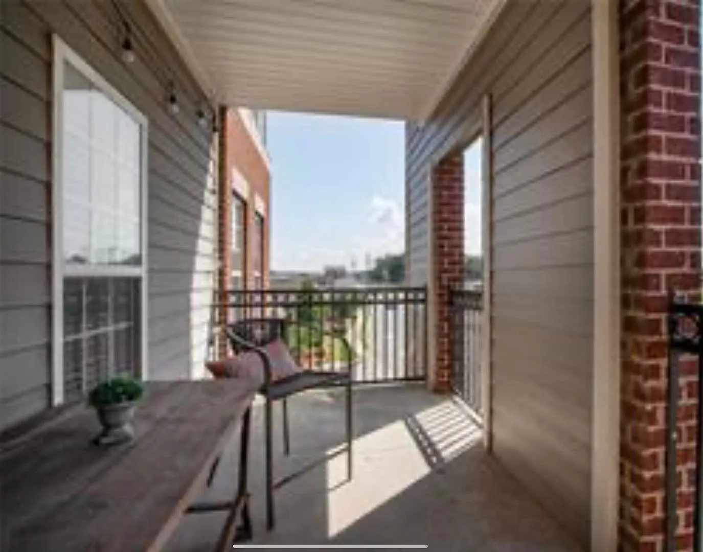 Furnished 3 bed, 3 bath Houndstooth Condo available Fall 27 — Photo 3