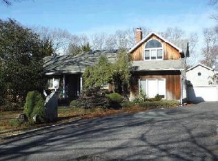 77 Timberpoint Rd, Great River, NY 11739