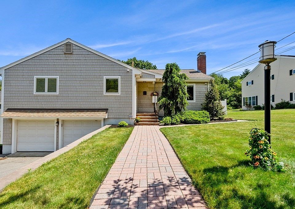 1st image of 60 Ridgewood Rd