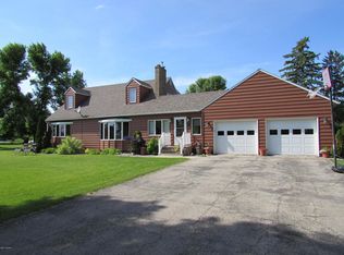 228 5th St E, Halstad, MN 56548