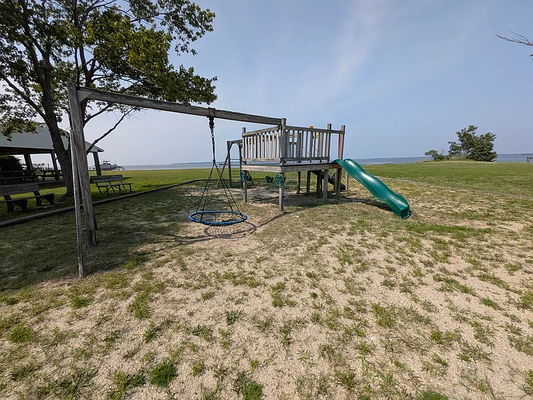 965 Chester River Dr — Photo 23