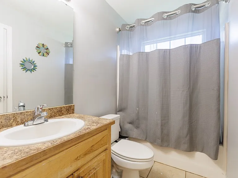 4223 Conway Cir — Photo 14