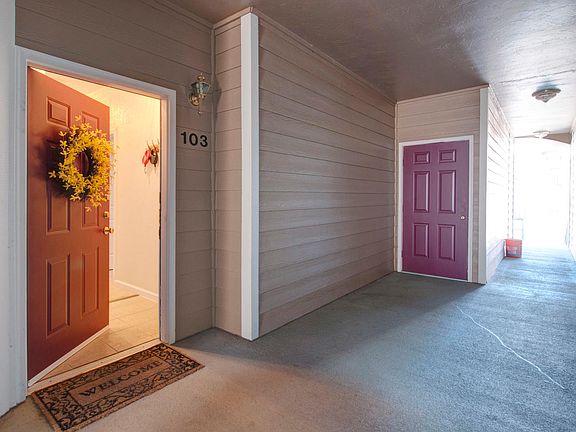 Welcome to your ranch condo