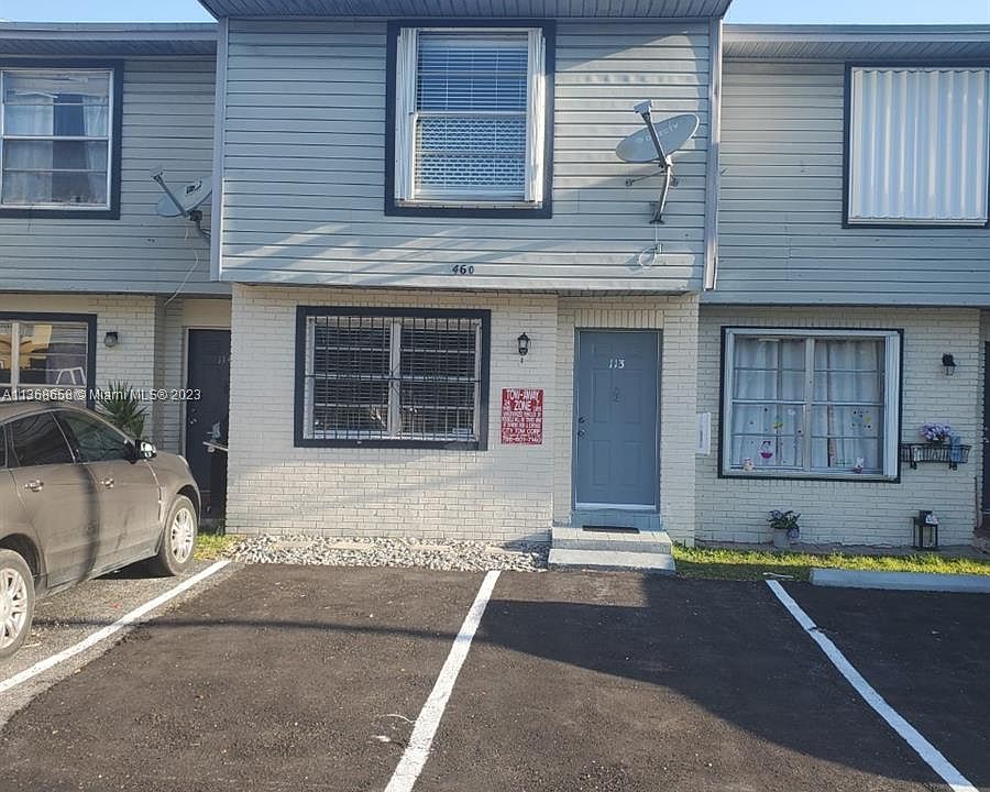 1st image of 460 NE 18th Ave APT 113