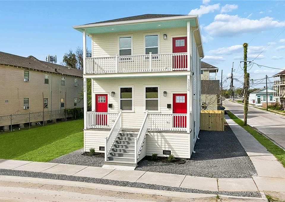 1st image of 3030 1st St