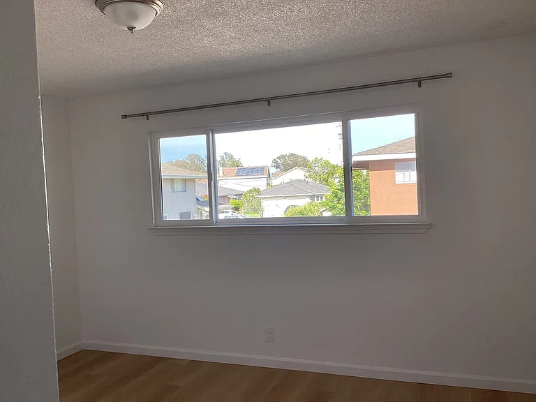 1786 Reinelt Ave — Photo 13