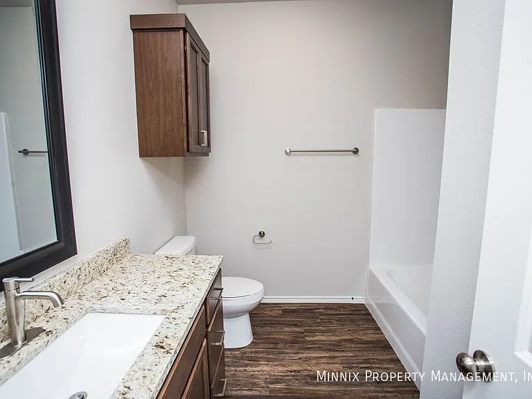 5865 Virginia Ave #1 — Photo 8
