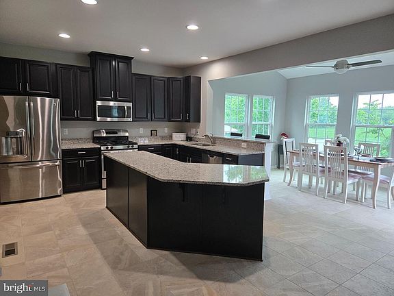5th image of 1340 Quakers Way