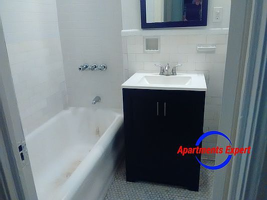 5th image of 3804 Bailey Ave APT A3