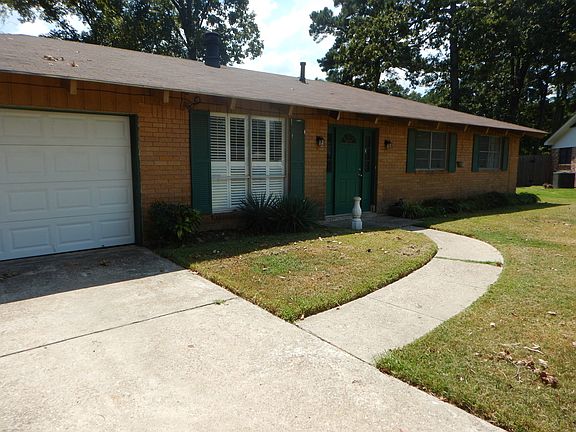 3rd image of 9529 Oleander Dr