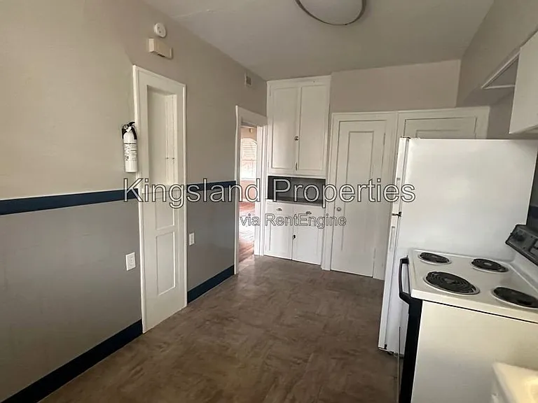 3711 Bates St #2E — Photo 7
