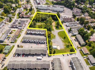 Pineview Dr, Morgantown, WV 26505