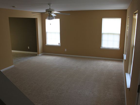 2nd image of 2317 Gelsinger Ave
