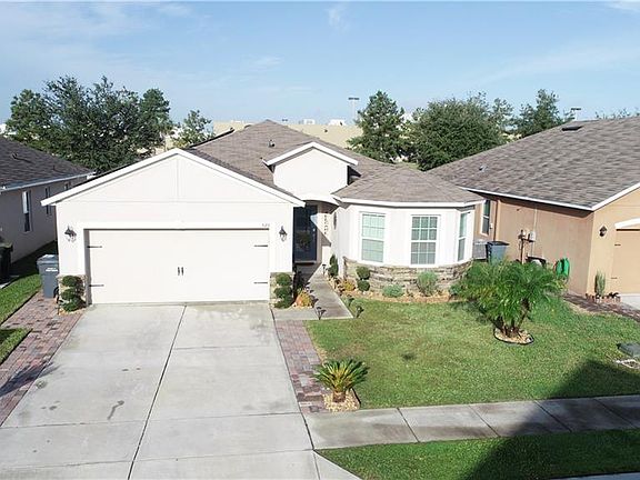 2nd image of 525 Nova Dr