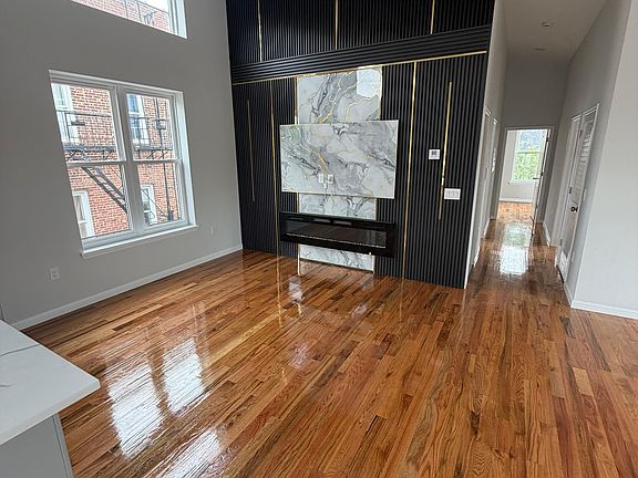 5th image of 181 Munn Ave #4