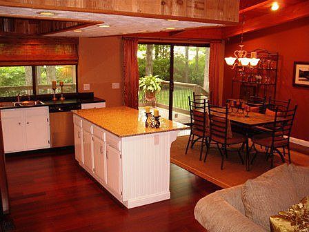 4th image of 9211 Lorrich Dr
