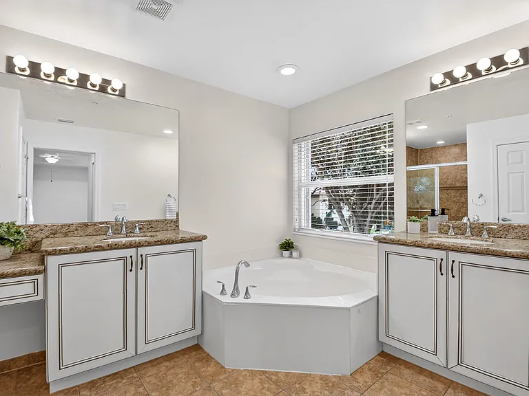 7662 Spatterdock Dr — Photo 13