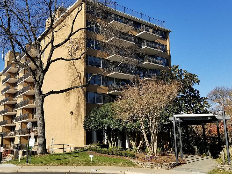1st image of 2030 N Adams St APT 1210