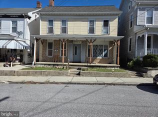 242 Locust St, Hanover, PA 17331