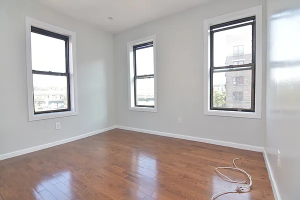 Rented by Compass | media 6