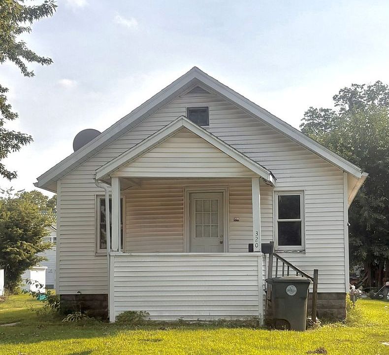 1st image of 320 Blowers Ave