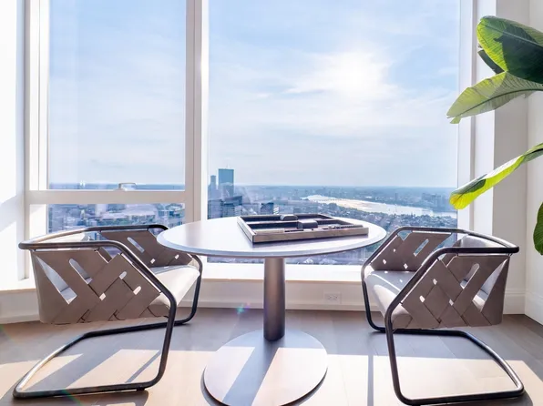 240 Devonshire St #3704, Boston, MA 02110
