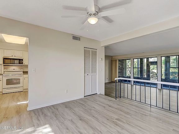 5th image of 7651 Las Palmas Way