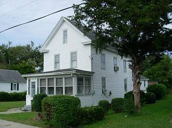 1st image of 4169 School St