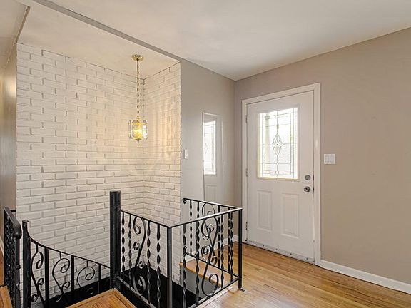 3rd image of 9803 Newton Ave