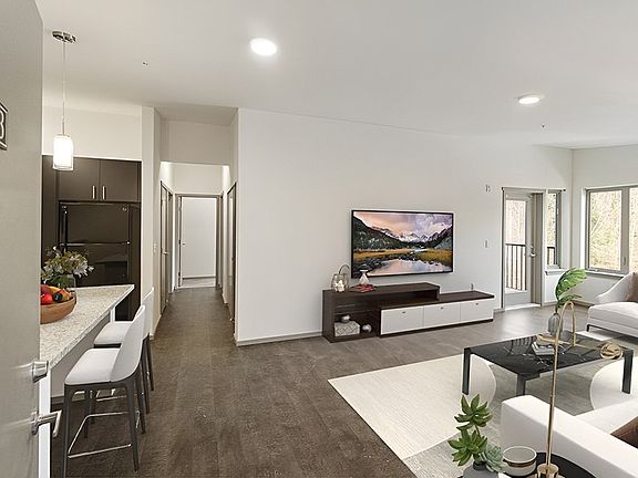 3rd image of 4907 Dunham Dr #4923-205