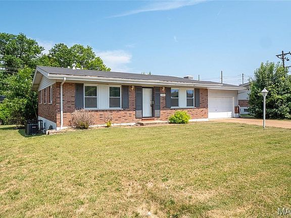 2nd image of 11010 Ebert Dr