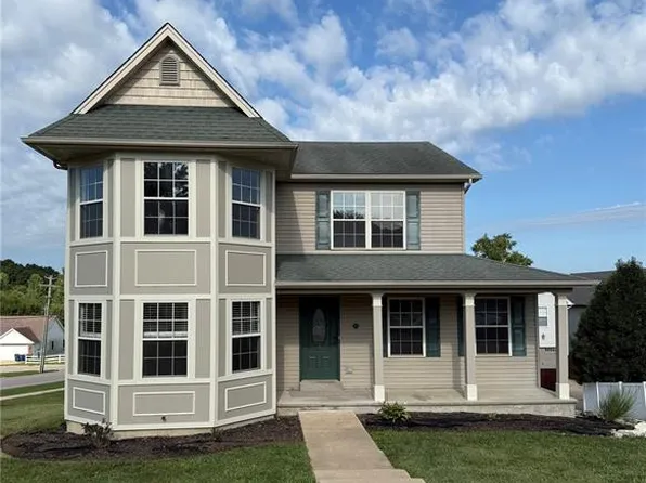 1 Somerfield Dr, Union, MO 63084