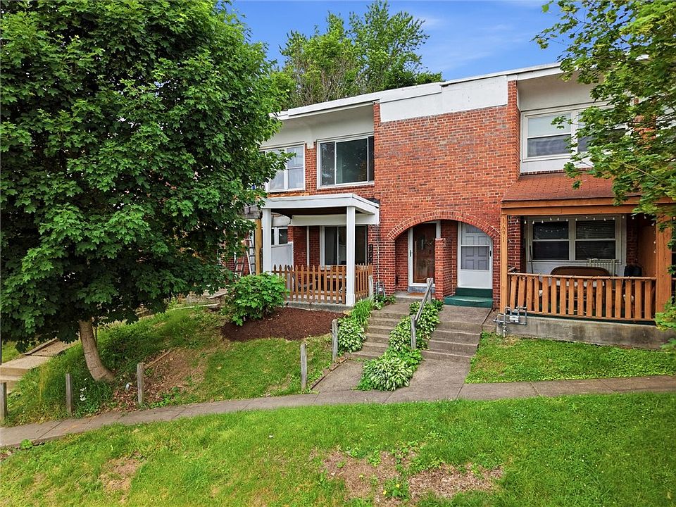 1st image of 1689 Jancey St