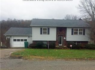 13 Poplar Hls, Hurricane, WV 25526