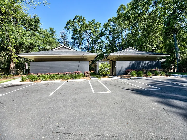 560-574 Miccosukee Rd — Photo 10