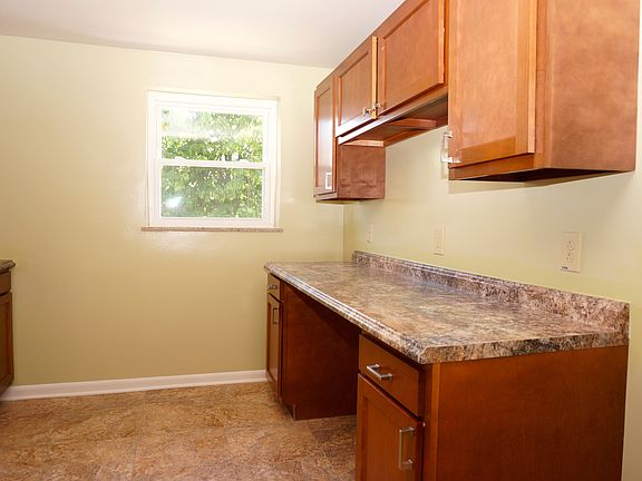 Eat in Kitchen Space