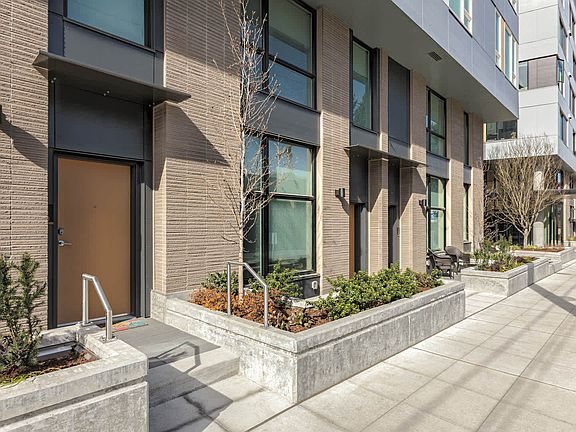 Cascade Apartments Exterior