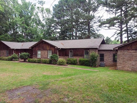 5th image of 3040 Campground Rd