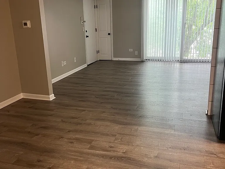 9729 S Ridgeland Ave #302 — Photo 3