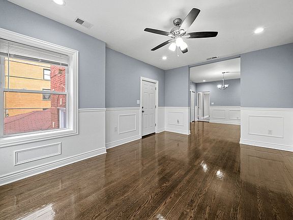 5th image of 6325 S Artesian Ave