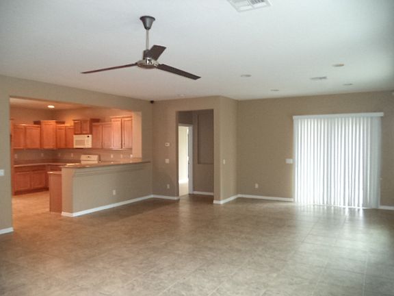 4th image of 3981 Vulcan St