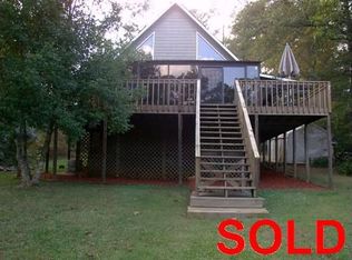 112 Woodslake Dr, Eatonton, GA 31024