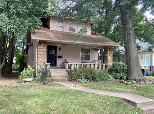 5515 Tracy Ave, Kansas City, MO 64110