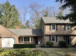 7 Brady Ln, Topsfield, MA 01983