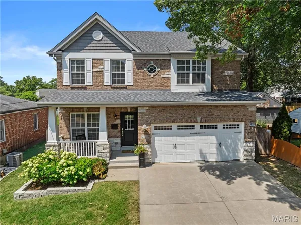 2411 Pocahontas Pl, Saint Louis, MO 63144