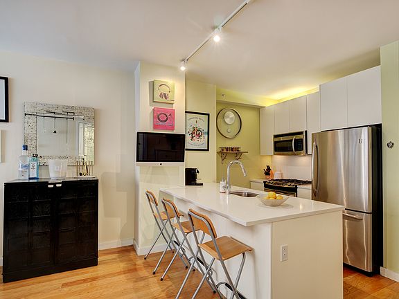 2nd image of 189 Schermerhorn St APT 4E
